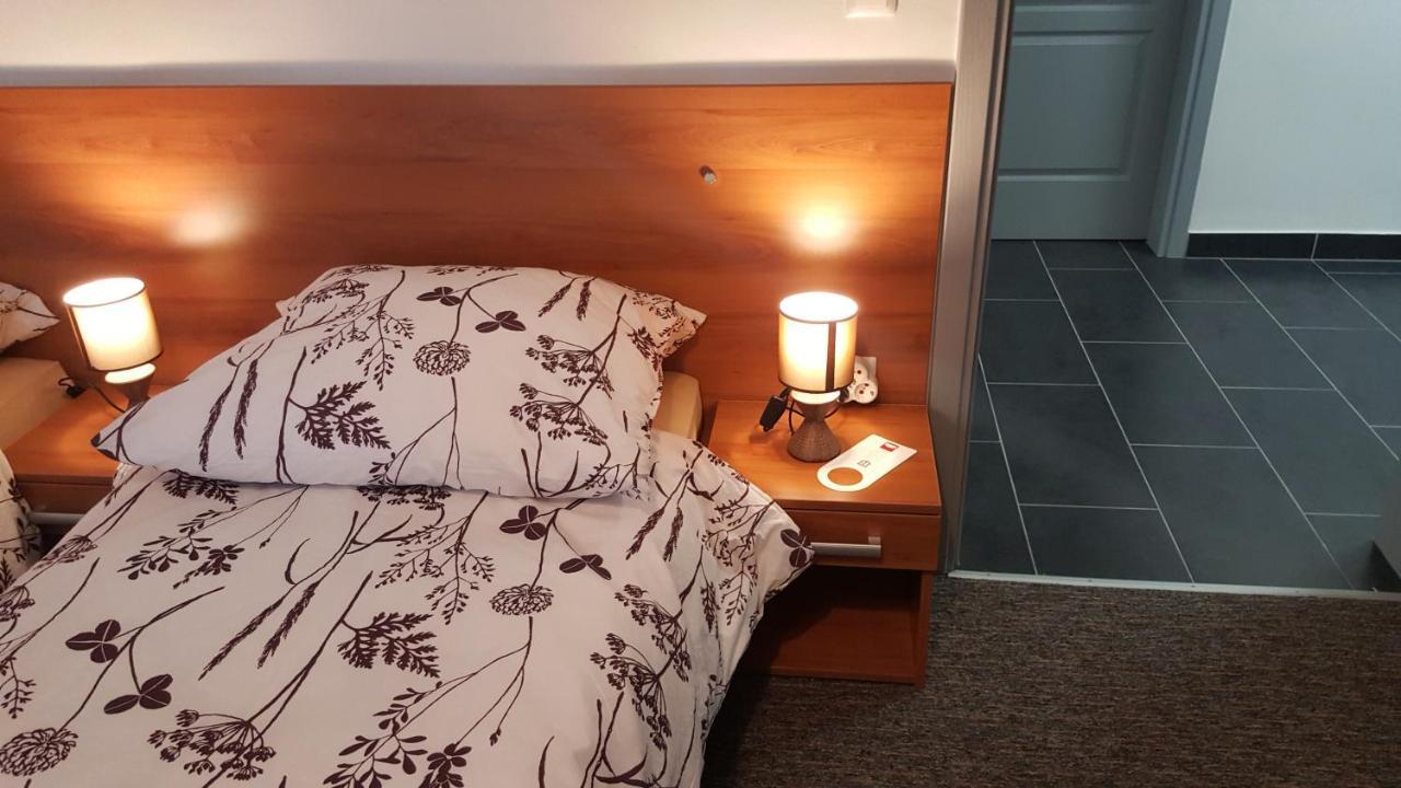 Park Rooms Dugo Selo Eksteriør bilde